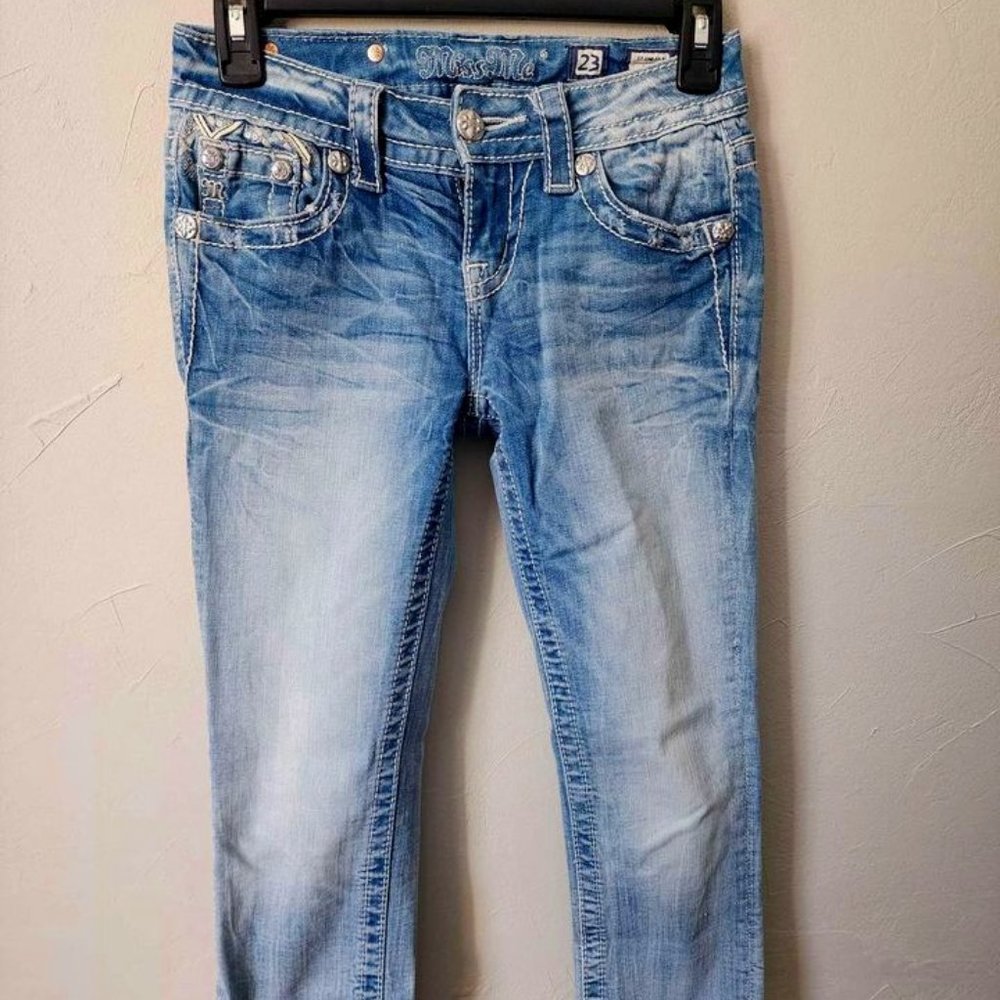 Miss Me Capris Size 23